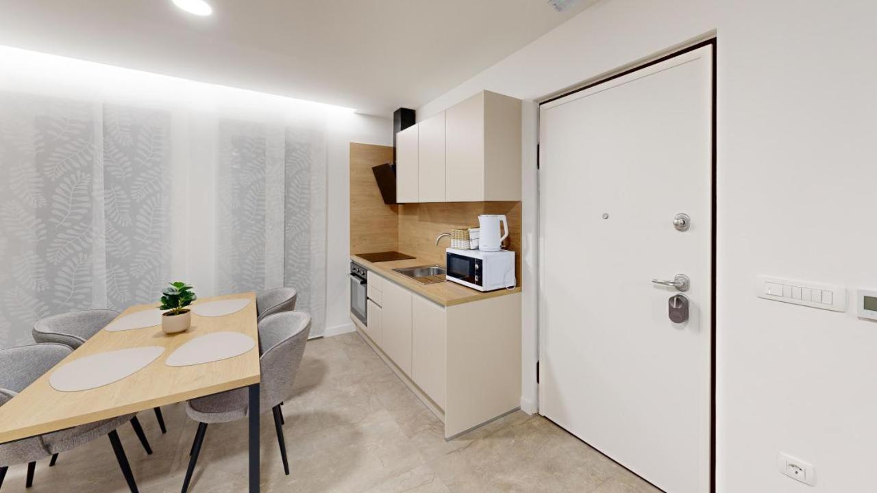 Calypso Residence Умаг Екстериор снимка