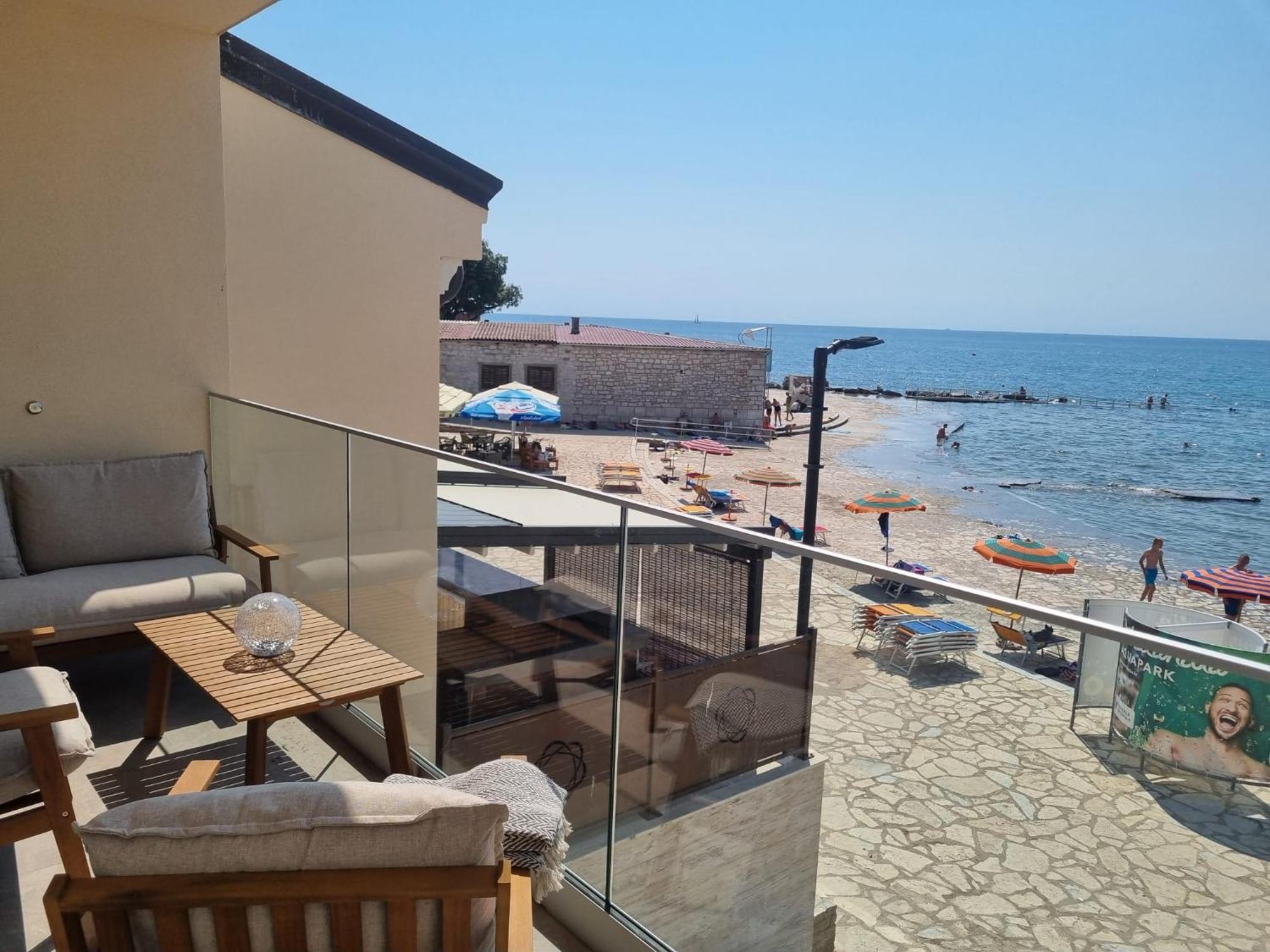 Calypso Residence Умаг Екстериор снимка